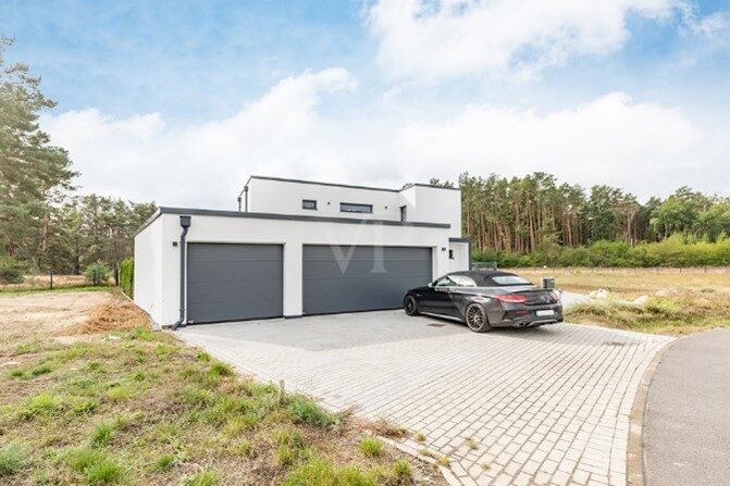 Neubau Einfamilienhaus mit Tiefbau